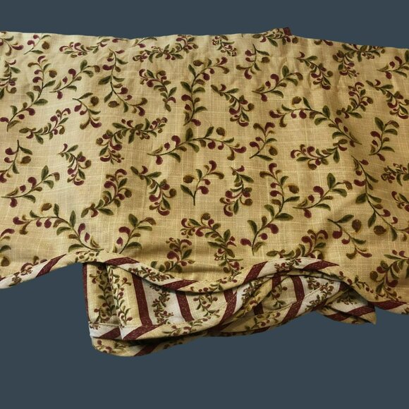 Valance Curtains Reversible Set of 3 Scalloped Floral Cottage Farmhouse - Picture 2 of 5